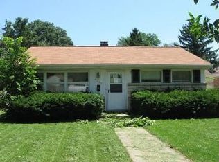 8833 Austin Ave, Morton Grove, IL 60053