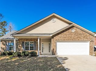 1183 Warm Spring Ct, Hampton, GA 30228