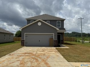 219 Clear Creek Dr SW, Decatur, AL 35603