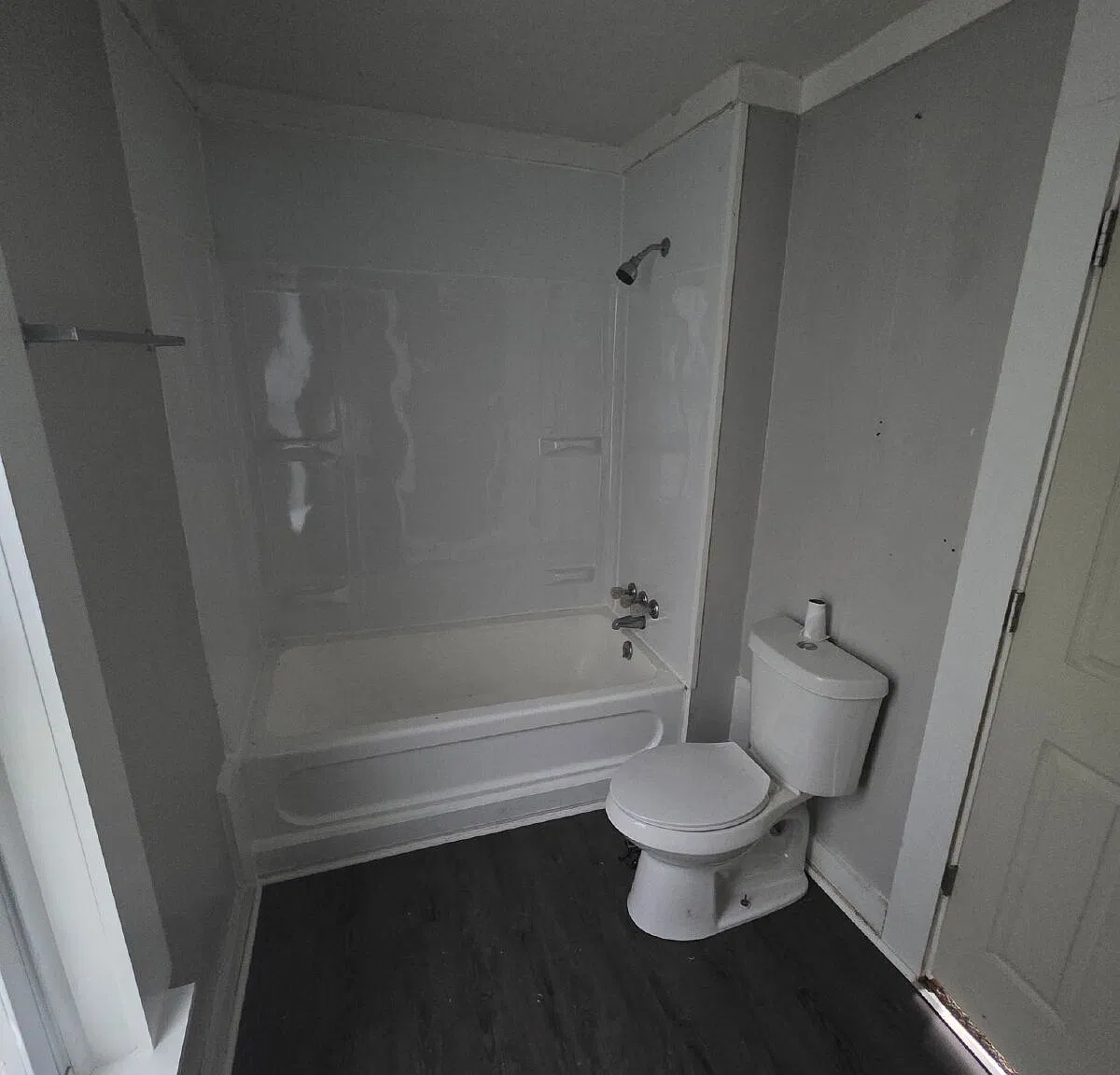 2 bed, 1.0 bath, $1,200 — Photo 1