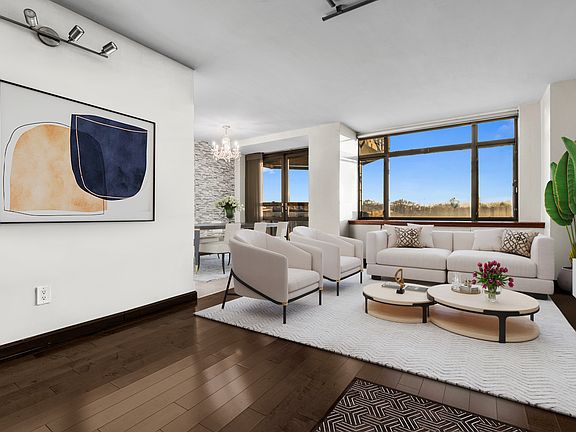 5th image of 112-01 Queens Blvd #7E
