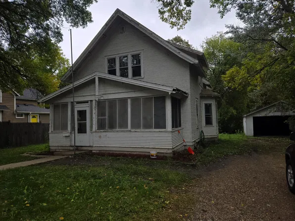 1105 Trott Ave SW, Willmar, MN 56201