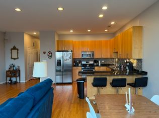 2216 W North Ave #4, Chicago, IL 60647