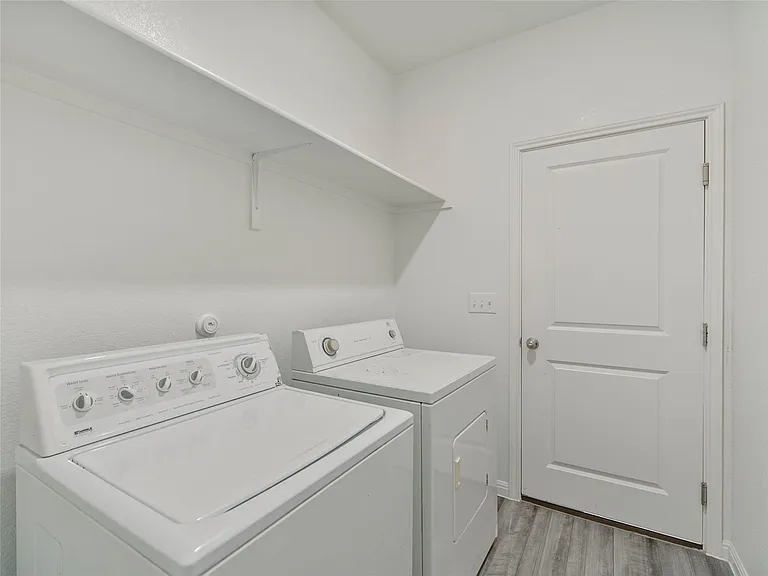 19517 Caymus Dr — Photo 12