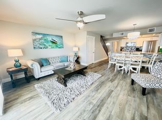 2292 N Fulton Beach Rd APT 101, Rockport, TX 78382