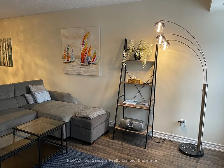 5 Anchorage Cres #207 — Photo 5