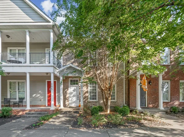 185 Augusta Ave, Pleasant View, TN 37146