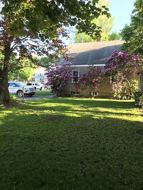 1st image of 1321 Congress St