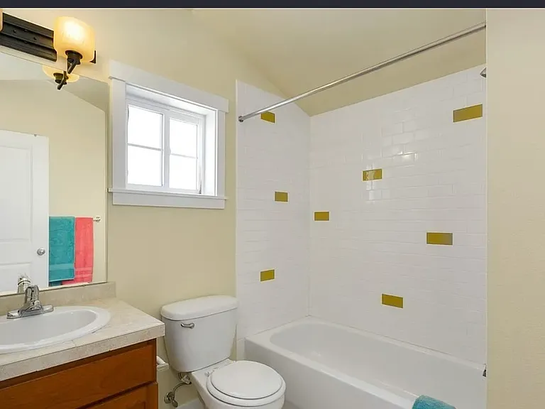 1608 NW 65th St #C — Photo 14