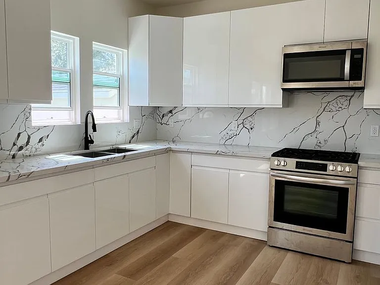 917 Lincoln Blvd — Photo 6