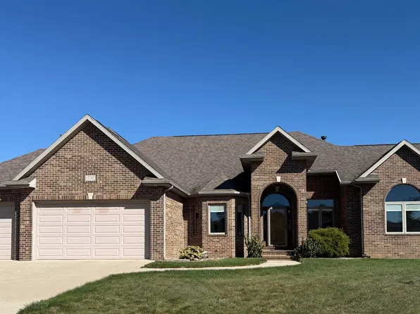 4767 Pine View Ct, Bay City, MI 48706