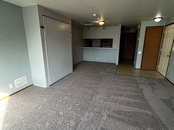 3rd image of 750 SE 8th Ave APT 203