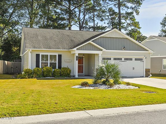3rd image of 1286 Clancy Drive NE