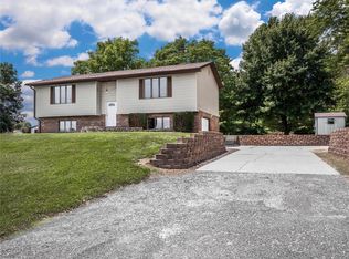 1057 Troy Ofallon Rd, Troy, IL 62294