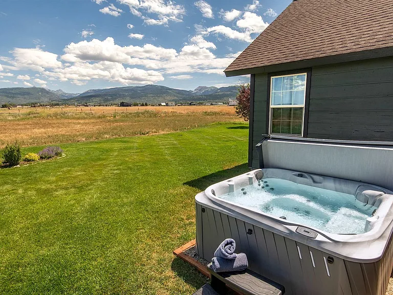 1054 Canoe Loop #ID1379480P — Photo 47