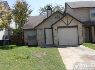 7216 Gaslamp Ln, San Antonio, TX 78250