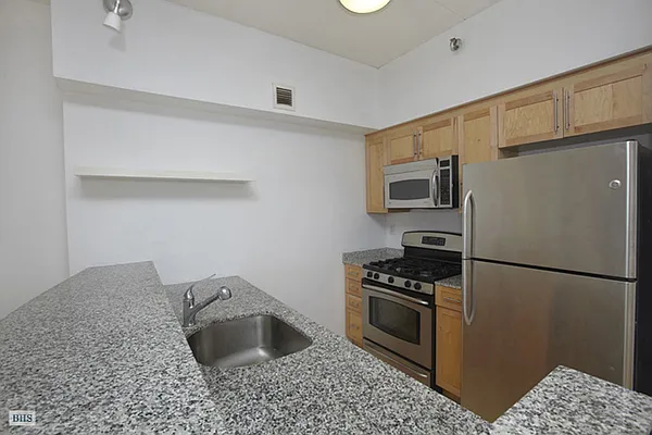 Rented by Brown Harris Stevens | media 6