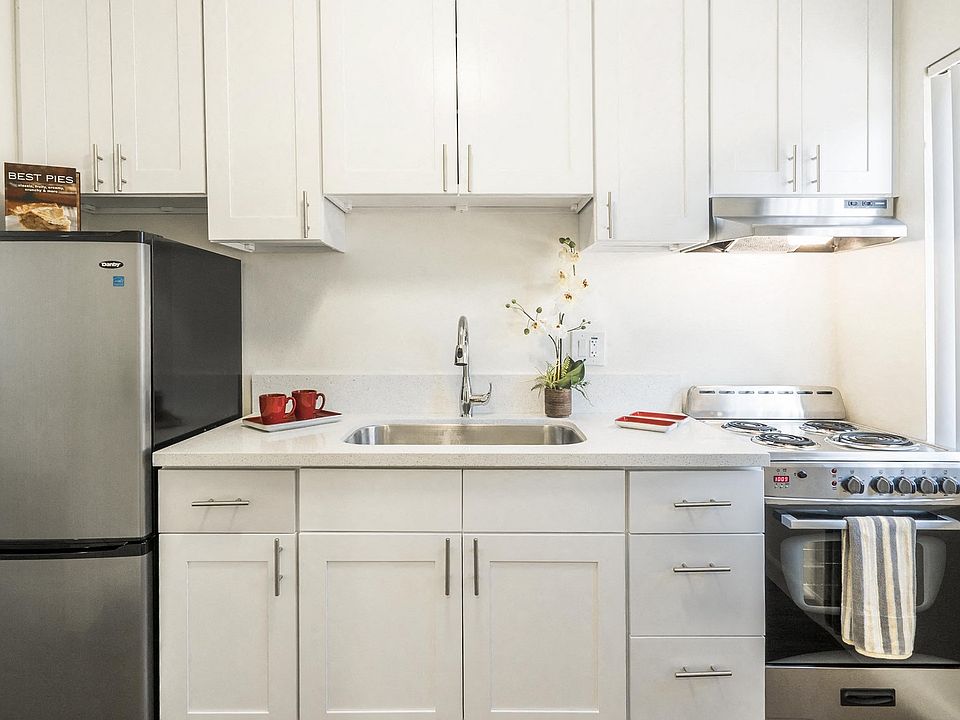 1st image of 10110 Sepulveda Blvd APT 24