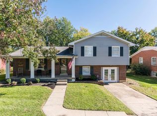 3320 Crown Crest Rd, Lexington, KY 40517