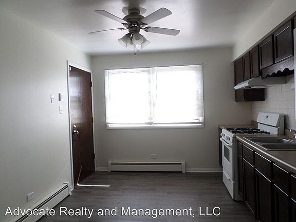 4th image of 1665 Harbor Ave APT 3S