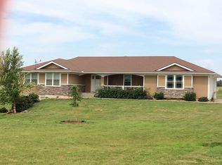 8642 SW Wanamaker Rd, Wakarusa, KS 66546