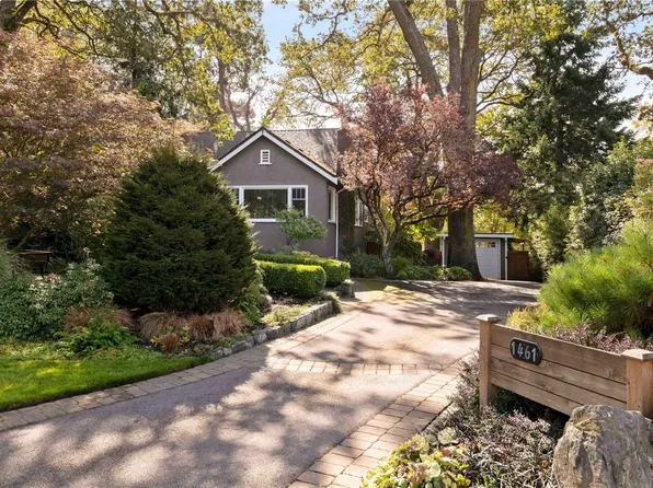 1461 Derby Rd, Saanich, BC V8P 1T2