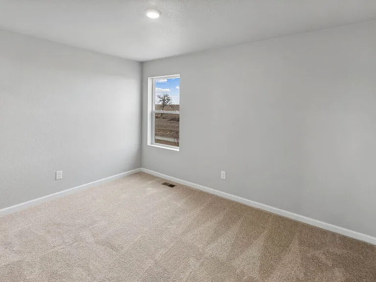 2140 Christina St — Photo 14