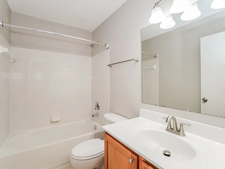 1561 Meadowlark Ln — Photo 16