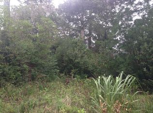 1050 12th St, Port Orford, OR