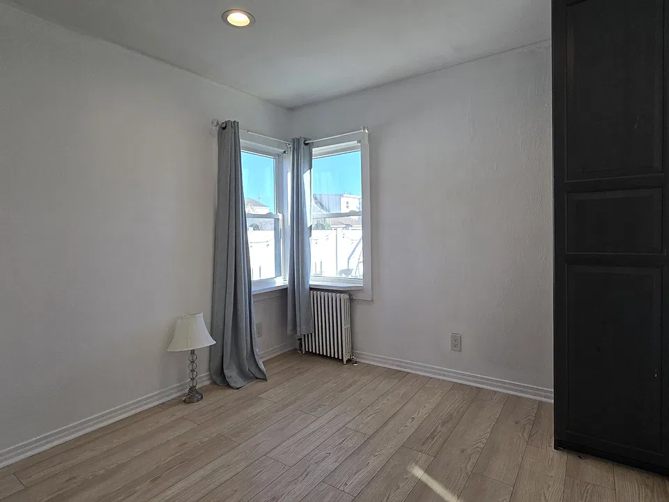 15 Marvin Ave