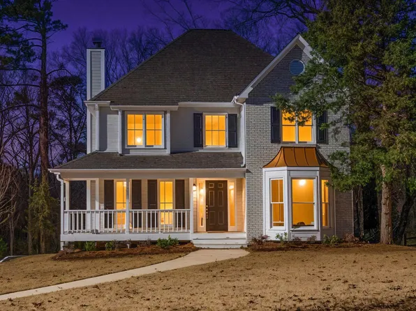 699 Olde Towne Cir, Alabaster, AL 35007