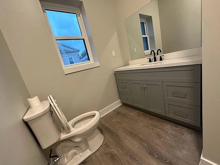 714 Maple St #1 — Photo 6