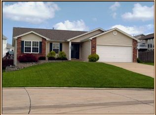 95 Port Talbot Ct, Saint Charles, MO