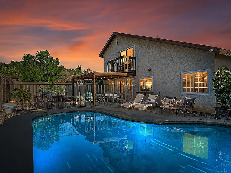 458 Las Brisas Dr — Photo 93