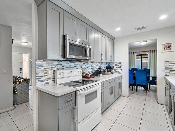 4th image of 2850 Blue Spruce Ct