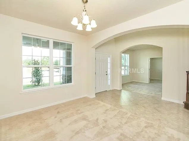 2103 Candlenut Cir — Photo 4