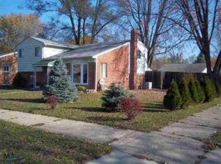 23808 Karen Ave, Warren, MI 48091