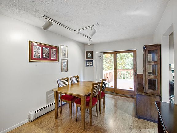 5th image of 3924 45th St