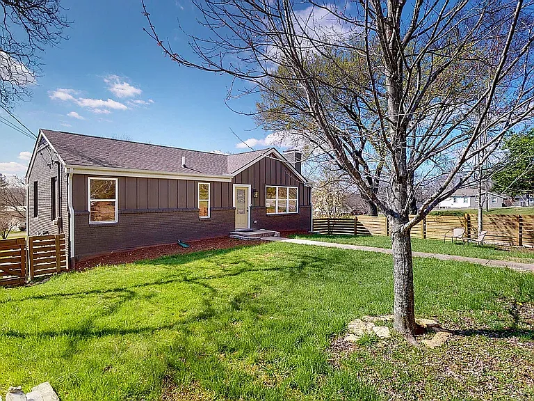 508 Vinson Dr — Photo 11