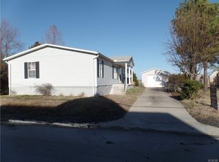 690 Nicholson St NE, Washington, DC 20011