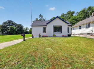 2473 Longstreet Ave SW, Wyoming, MI 49509