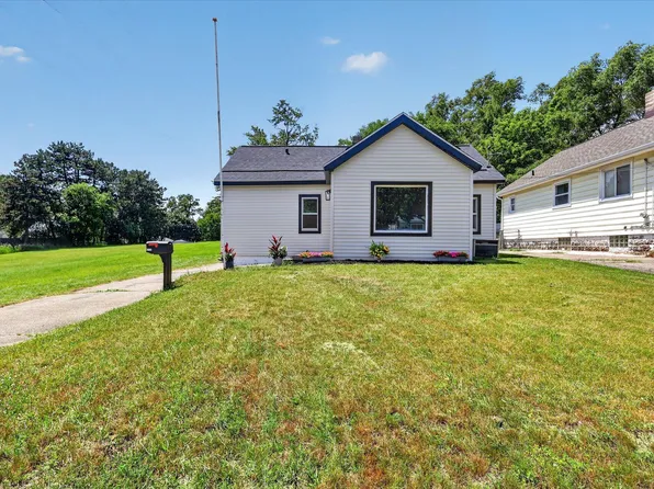 2473 Longstreet Ave SW, Wyoming, MI 49509