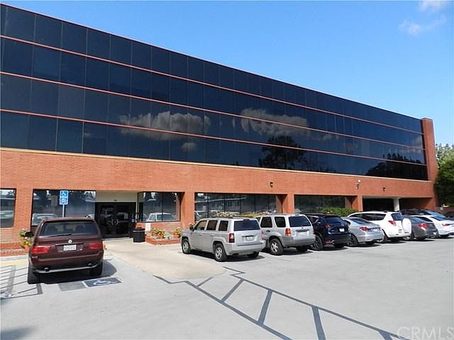 1st image of 203 N Golden Circle Dr