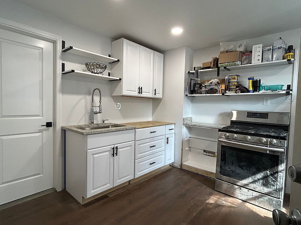 First Floor Rear Unit - almost ready - just have to clean and finish shelving next to stove which will be done soon.