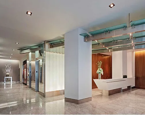 Rented by R New York | media 25