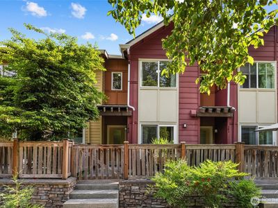 143 Sky Ridge Road NW #102, Issaquah, WA, 98027