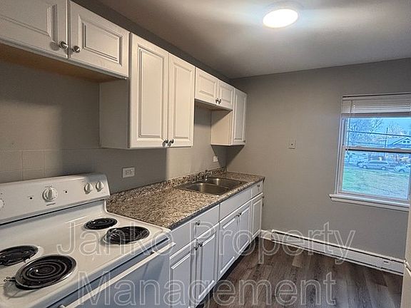 2nd image of 2109 119th St APT 14