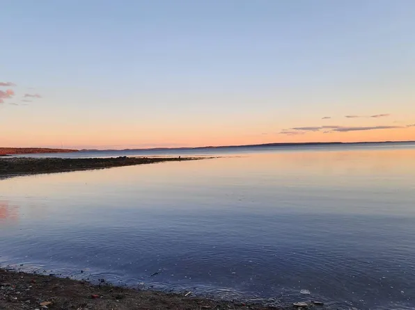 71 E Main Street, Searsport, ME 04974