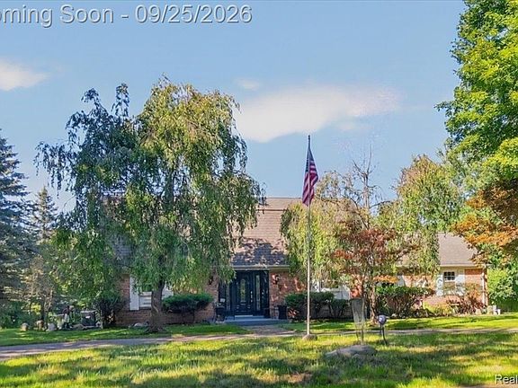 4th image of 7850 Rattalee Lake Rd