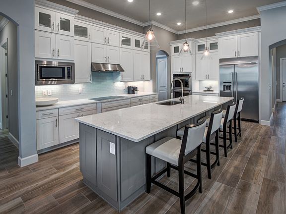 Gourmet Kitchen with island